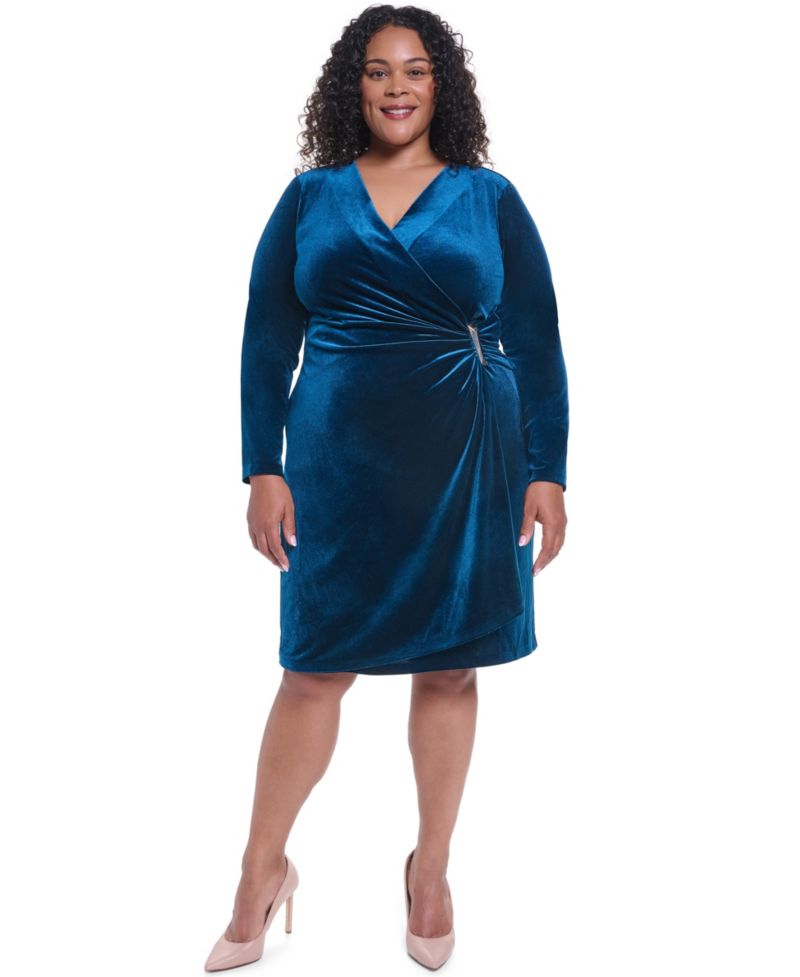 Petite Velvet V-Neck Long-Sleeve Dress