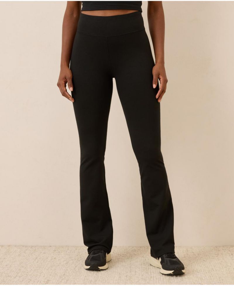 On the Go-To Bootcut Legging