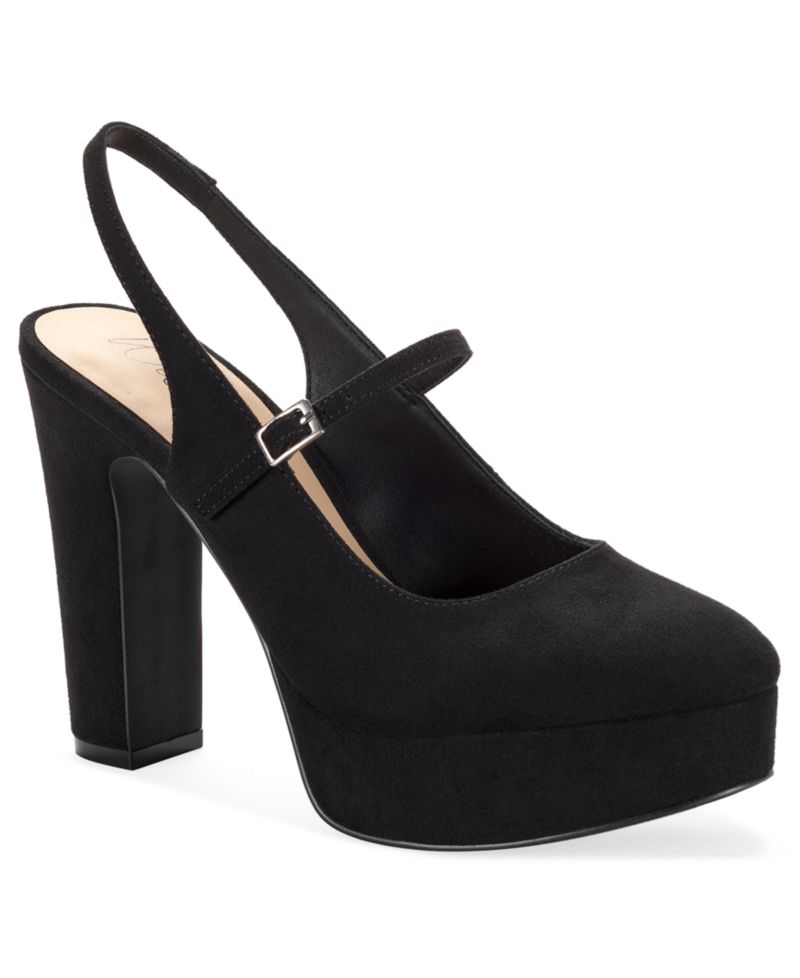 Women's Ciehna Round Toe Platform Pumps