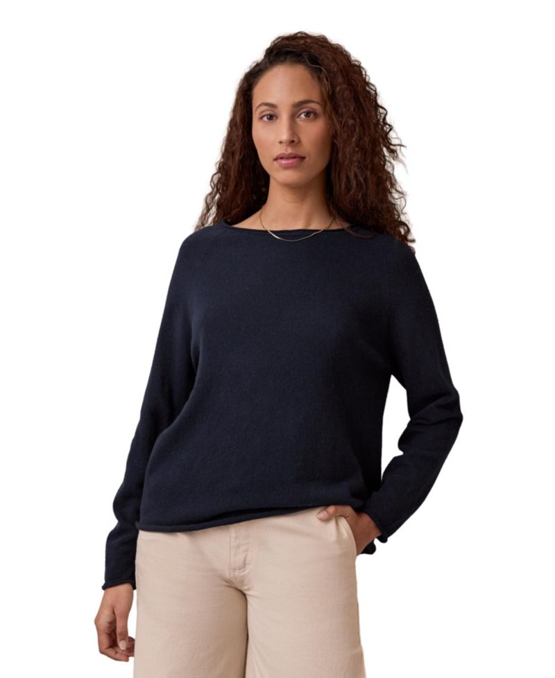 Women's Supersoft Essential Geelong Wool Boat Neck Sweater