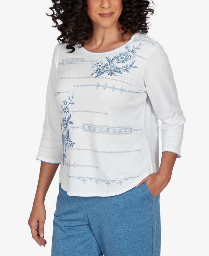 Women's Knit 3/4-Sleeve Crewneck Floral-Embroidered T-Shirt