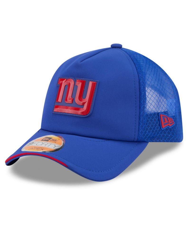 Men's Royal New York Giants 2026 Sideline Apex 9FORTY Adjustable Trucker Hat