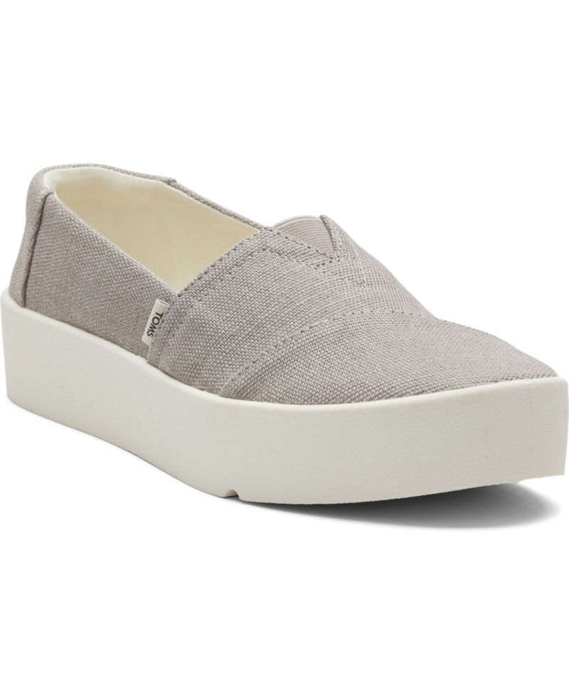 Women's Verona Slip-On Sneakers