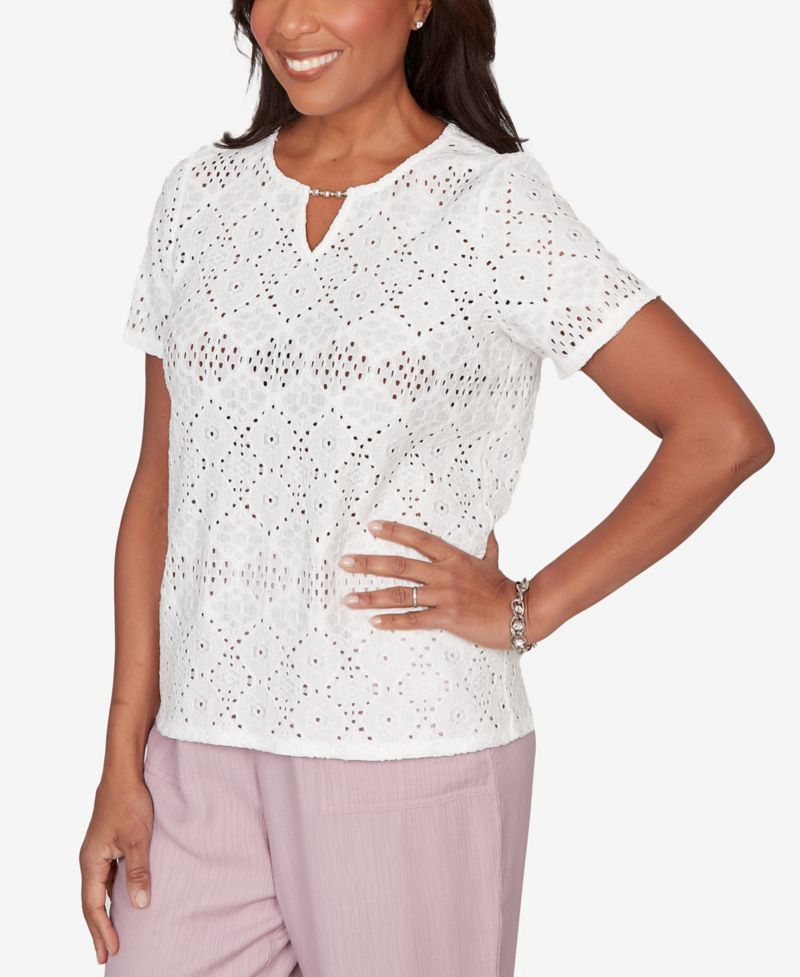 Women's Vintage Charm Solid Eyelet Split Beaded Neck Top