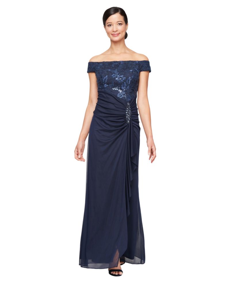 Petite Embroidered Lace Ruched Gown