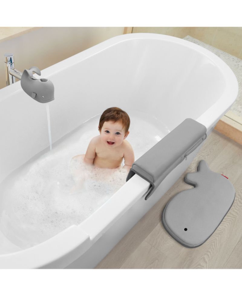 Moby Bathtime Essentials