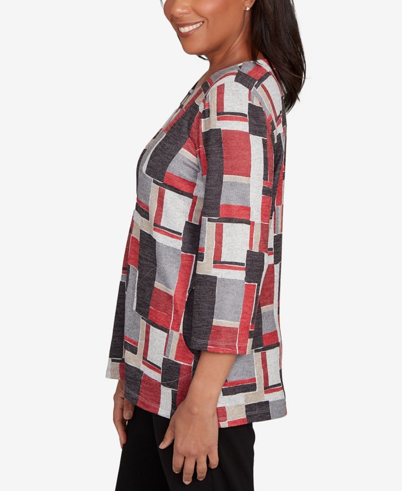 Women's Classic Color Block Split Beaded Neck Top