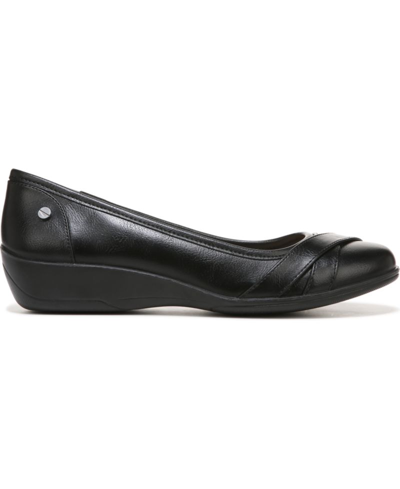 I-Loyal Low Wedge Ballerina Flats