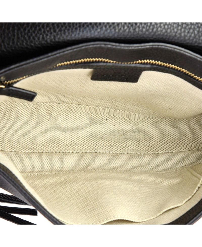 Medium Soho Chain Crossbody Bag Leather