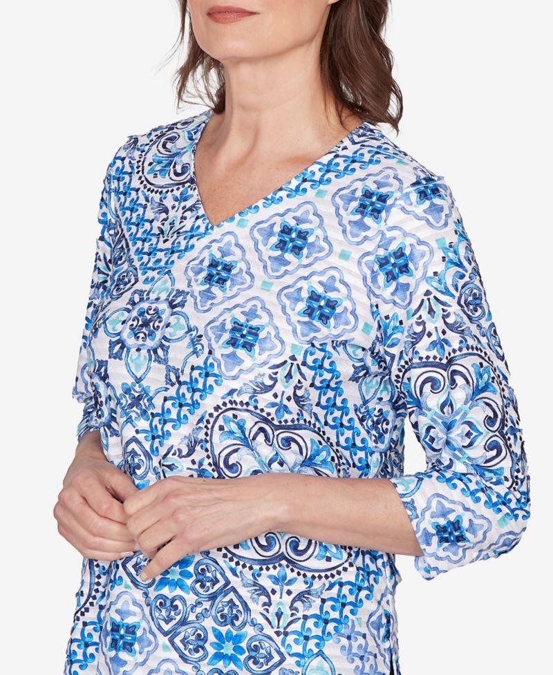 Women's Mykonos Aegean Tile V-Neck Top