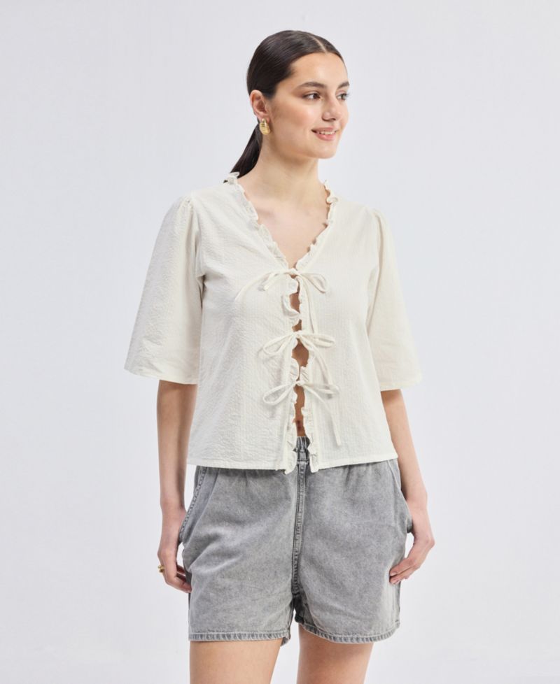 Women's Relaxed Fit Top With Ruffles and Front-Ties in Cream