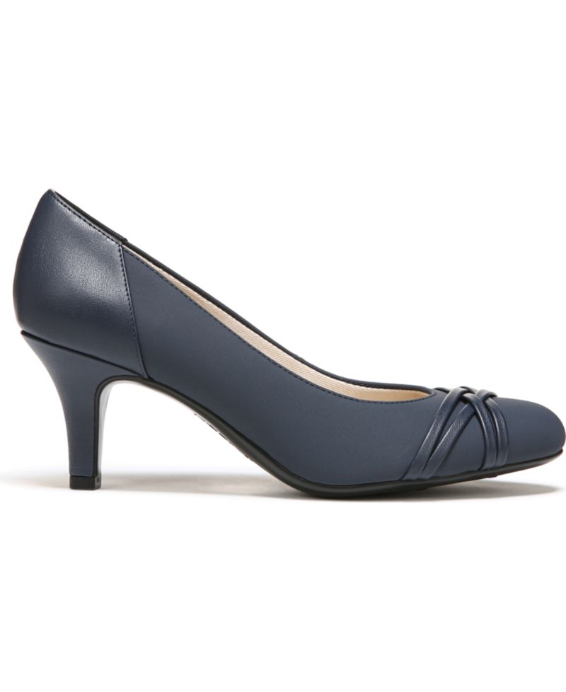 Pascal Pumps