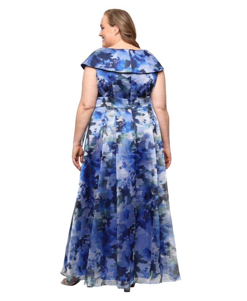 Plus Size Short-Sleeve V-Neck Ball Gown