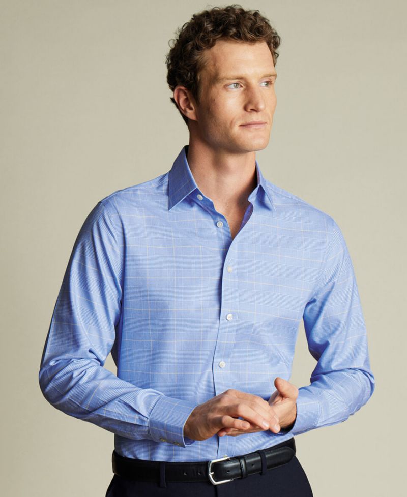 Men's Slim-Fit Spread Collar Dress Shirt