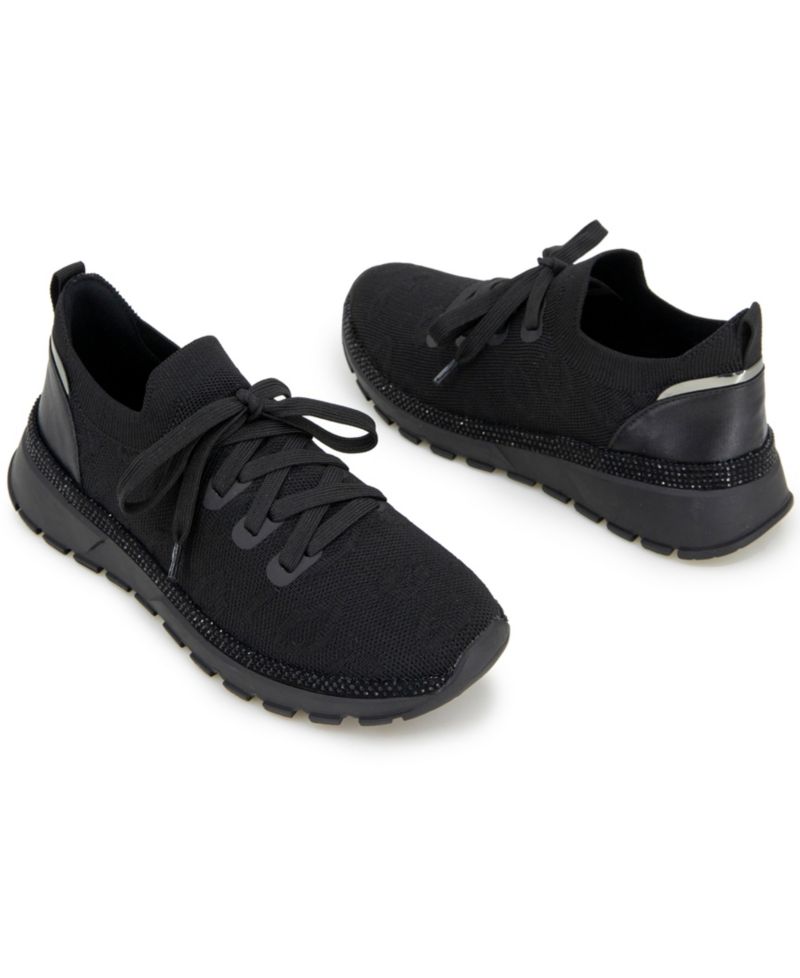 Women's Kuest Sneakers