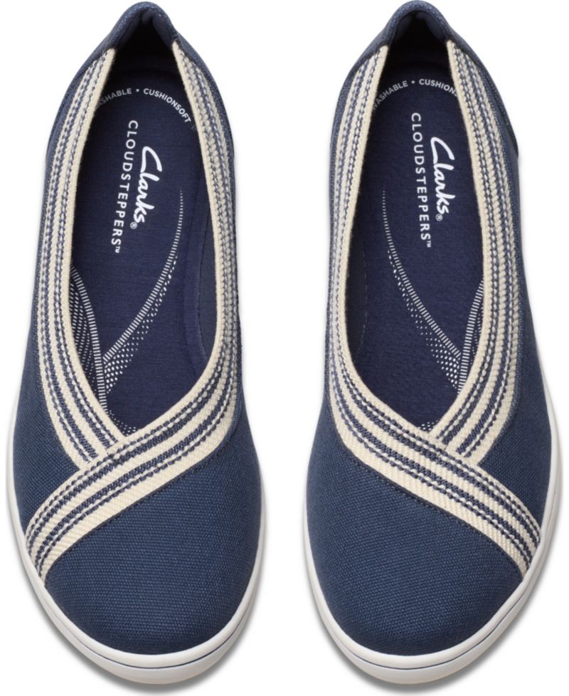Women's Cloud Steppers Breeze Sky Air Closed Toe Shoes