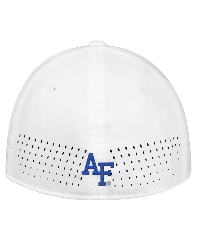 Men's White Air Force Falcons 2026 On-Field AeroBill SwooshFlex Dri-FIT Hat
