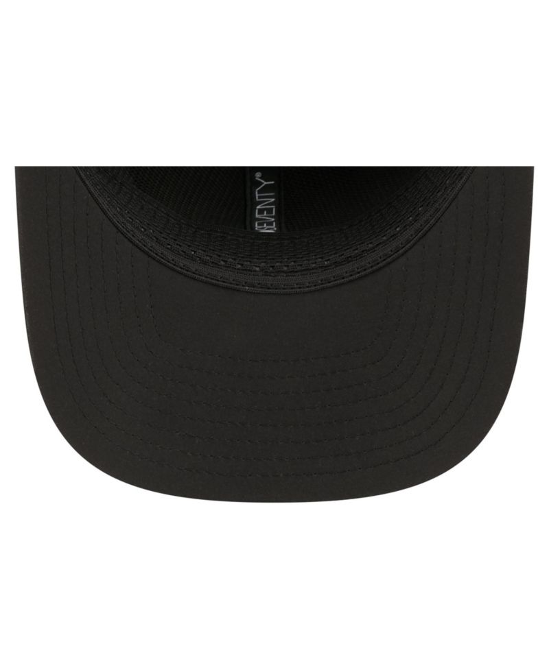 Men's Black Chicago Bears 2026 Sideline 9SEVENTY Adjustable Hat