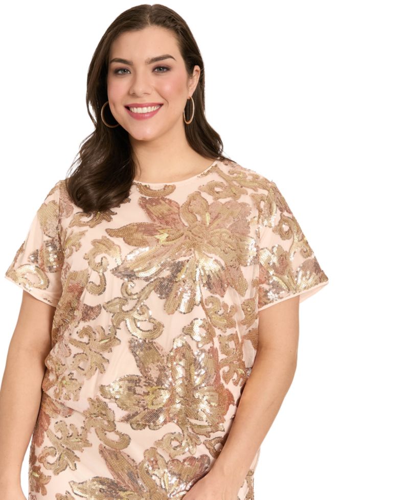 Plus Size Jewel Neck Cropped T-Shirt
