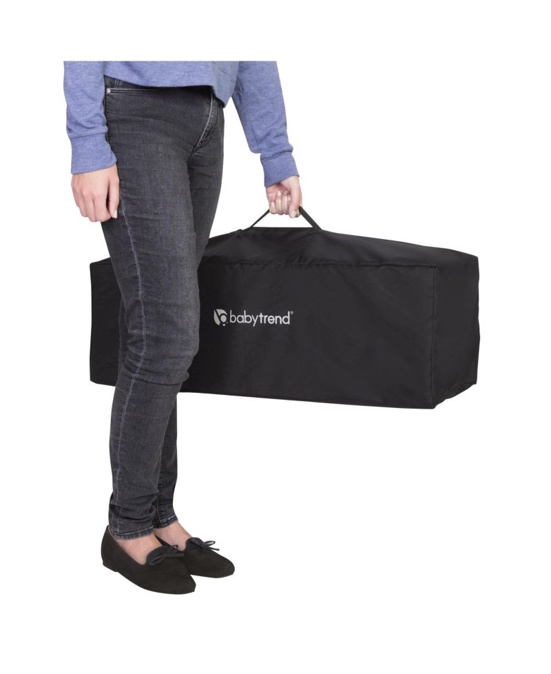 Portable Playard with Bassinet