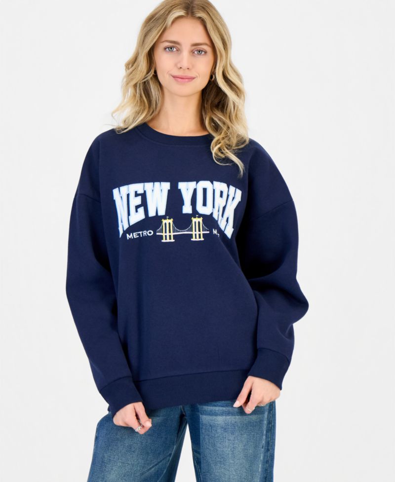 Juniors' Oversized Embroidered Fleece Sweatshirt