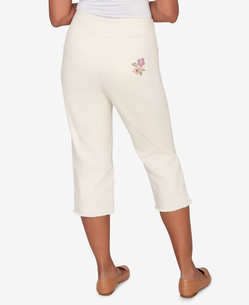 Women's Beachcomber Floral Cross Stitch Super Stretch Denim Capri Jeans