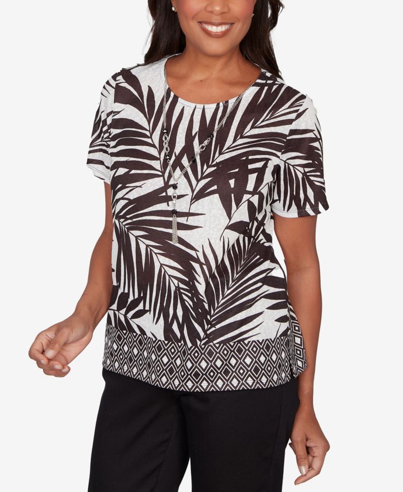 Petite Detail Driven Tropical Diamond Border Crewneck T-Shirt with Necklace
