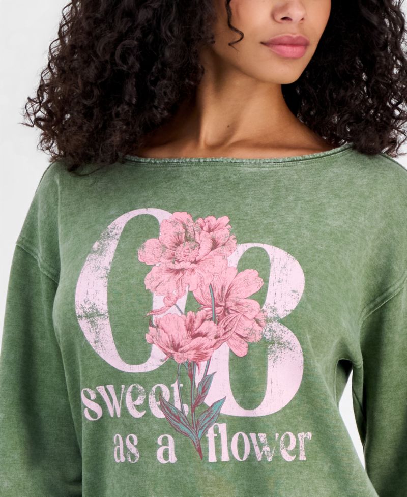 Juniors' Sweet Flowers Boat-Neck Fleece Sweatshirt