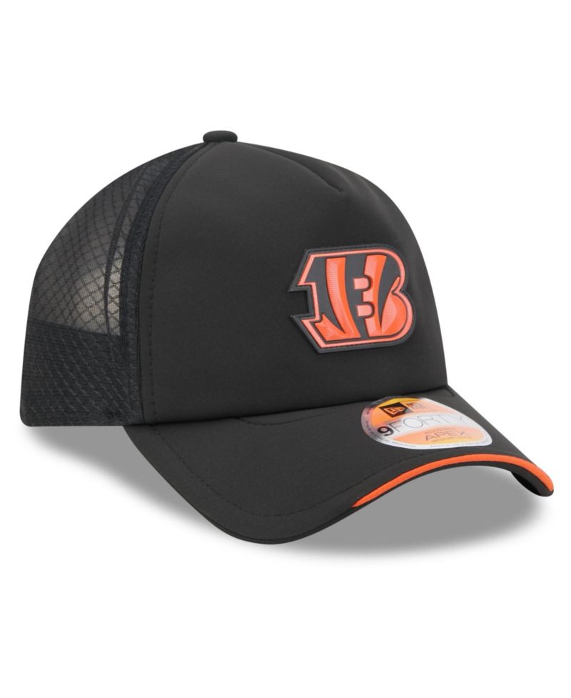 Men's Black Cincinnati Bengals 2026 Sideline Apex 9FORTY Adjustable Trucker Hat