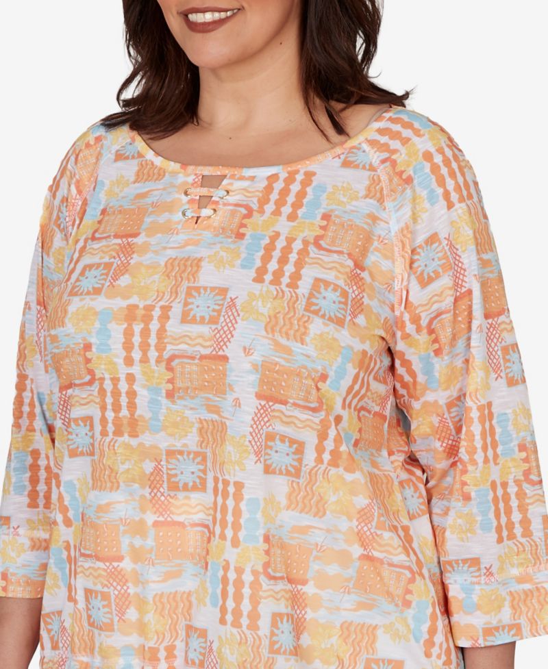 Plus Size Printed Slub Blouson Top with Three-Quarter-Sleeve