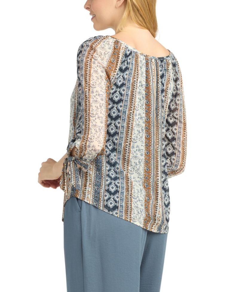 Juniors' Printed Mesh Peasant Top