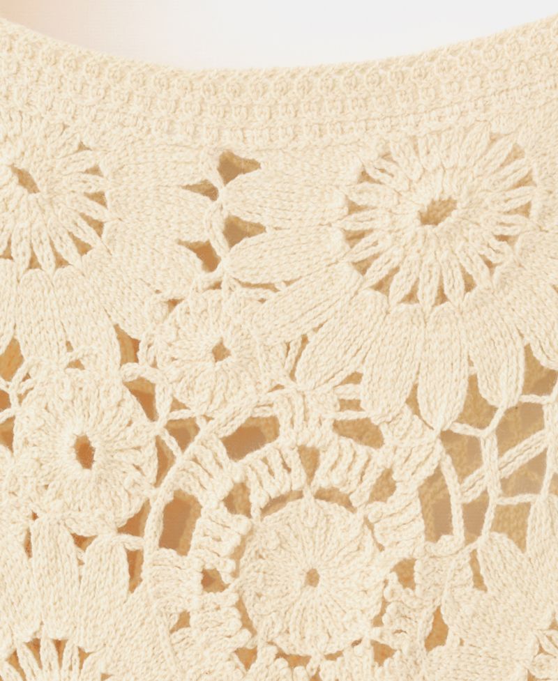 Women's Lace Pattern Floral Knitted Top