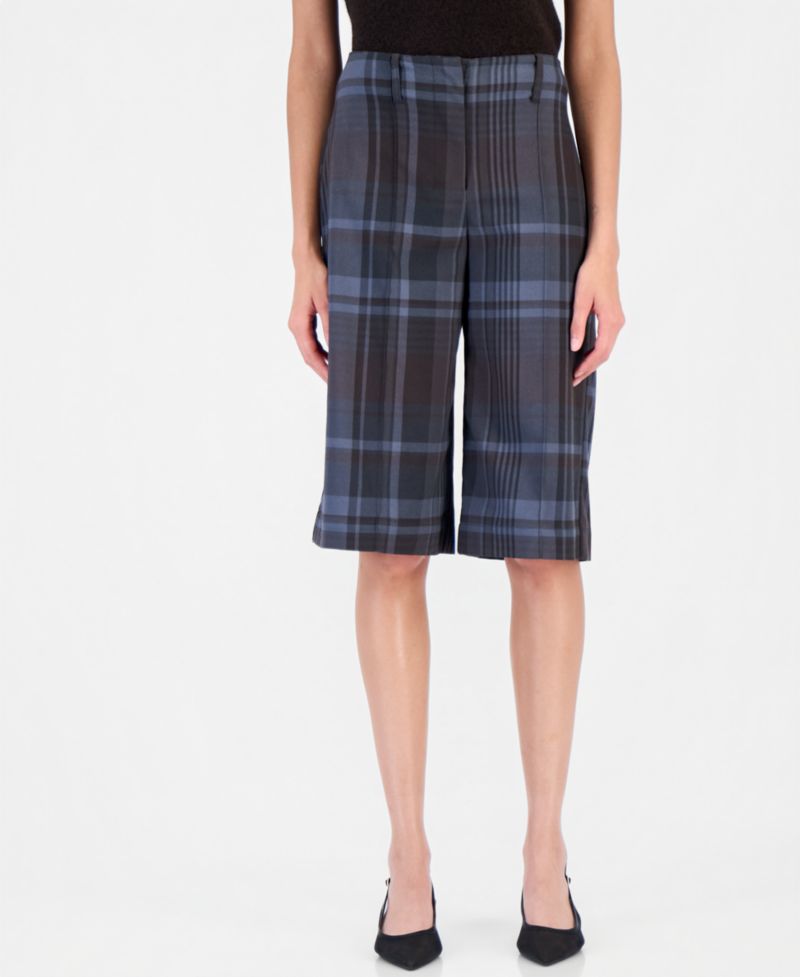Women's Plaid Mid-Rise Long Shorts