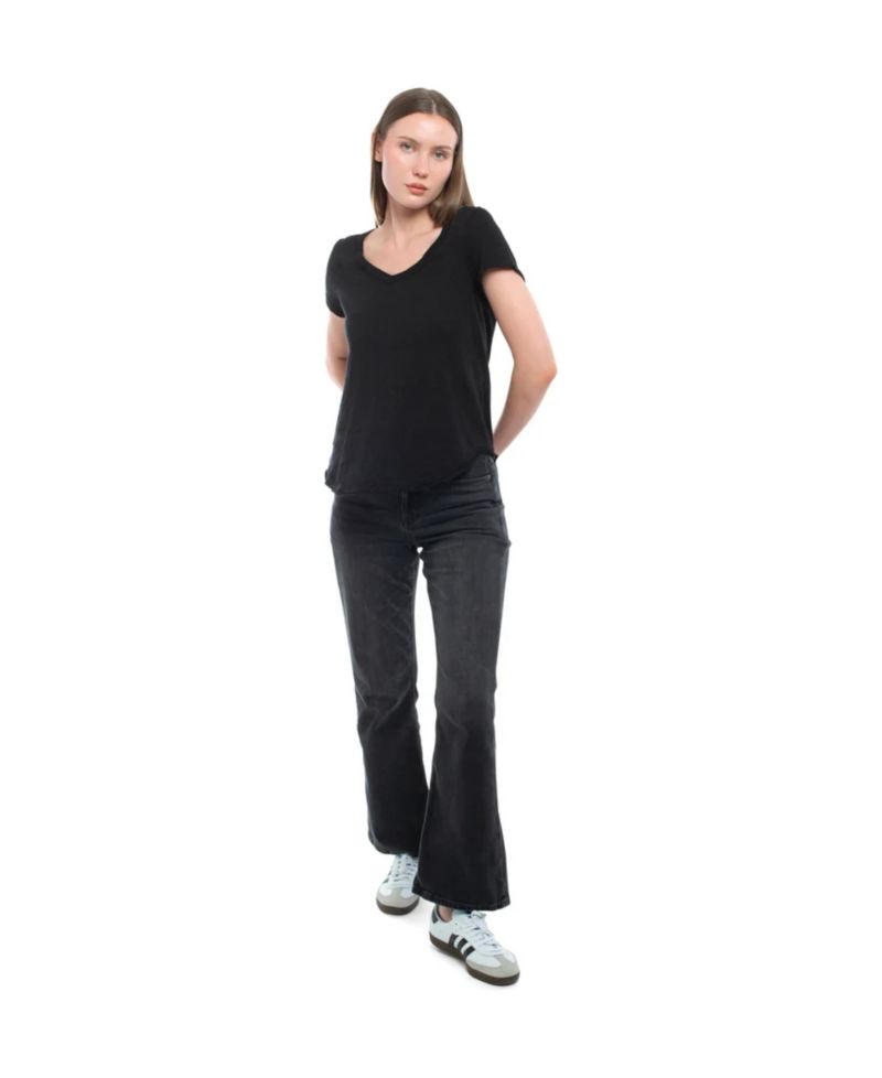 Women's Clothing Short Sleeve Shrunken V-Neck Shirttail Tee