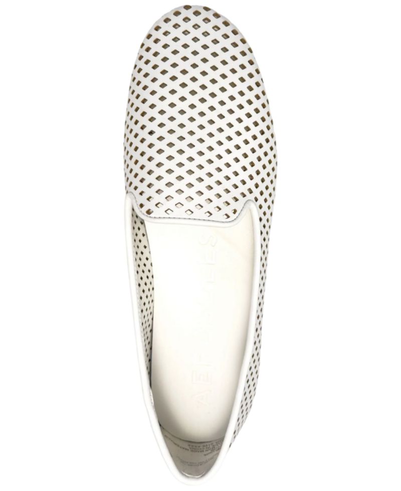 Women's Betunia Slip-On Casual Flats