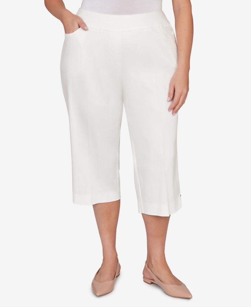 Plus Size Resort Living Smooth Waist Easy Pull- On Capri Pants