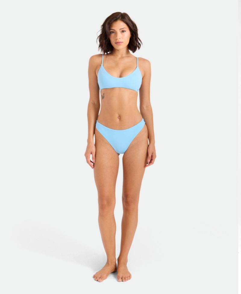 Women's Simply Seamless Scoop Neck Bikini Top