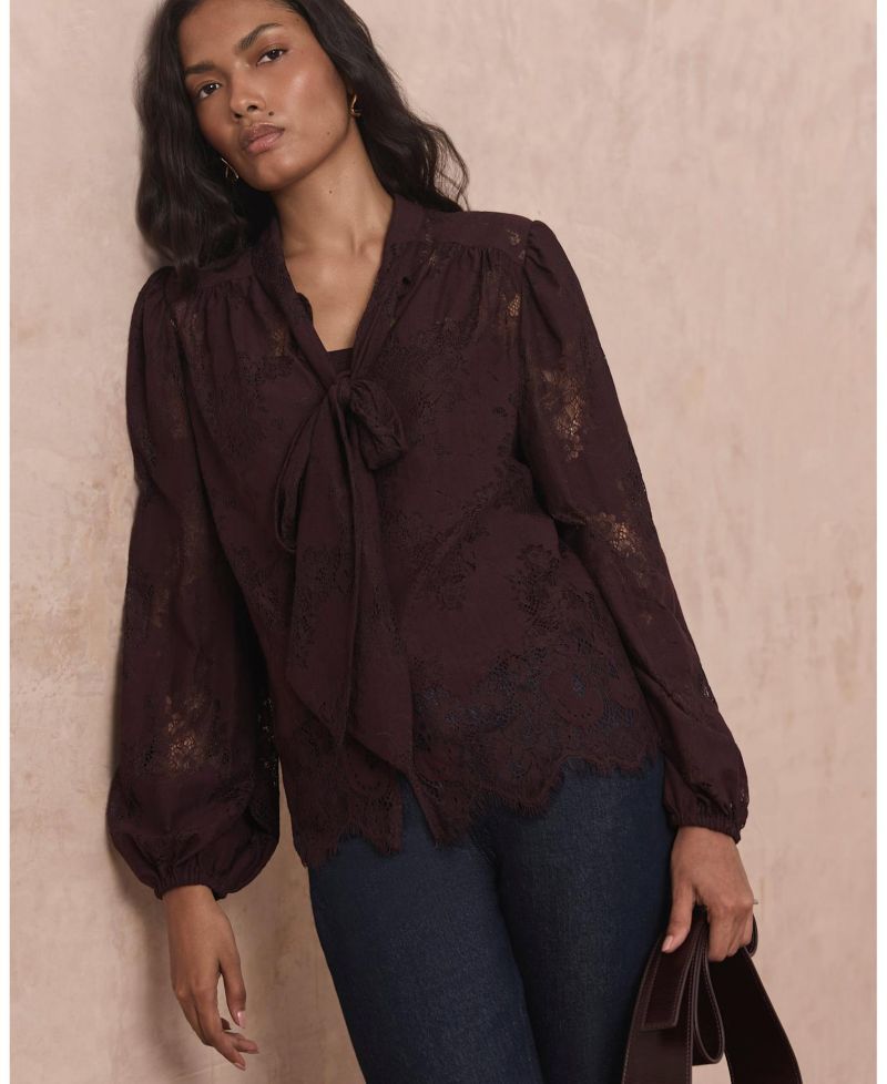 Women's Floral-Print Lace Pussybow Blouse