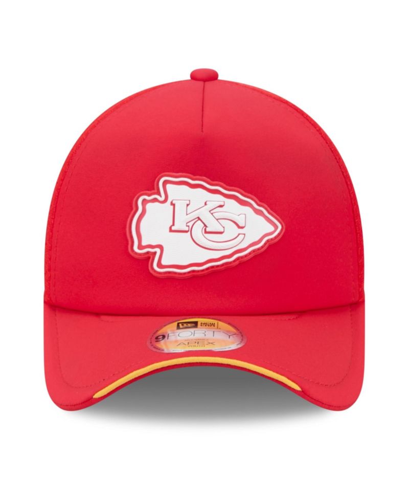 Big Boys and Girls Red Kansas City Chiefs 2026 Sideline Apex 9FORTY Adjustable Trucker Hat