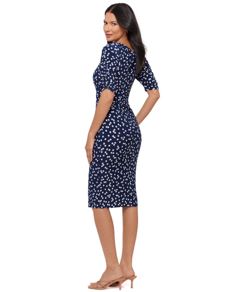 Women's Scoop Neck Pull-On Shaping Dress