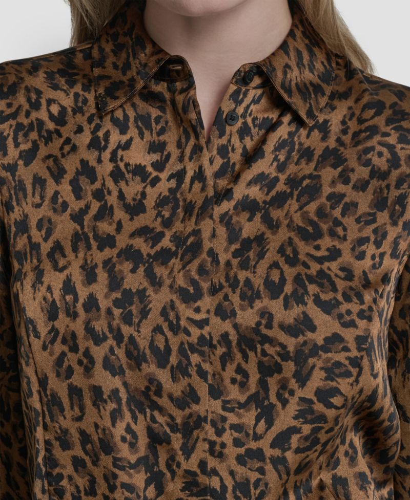 Women's Princess Seamed Long-Sleeve Blouse