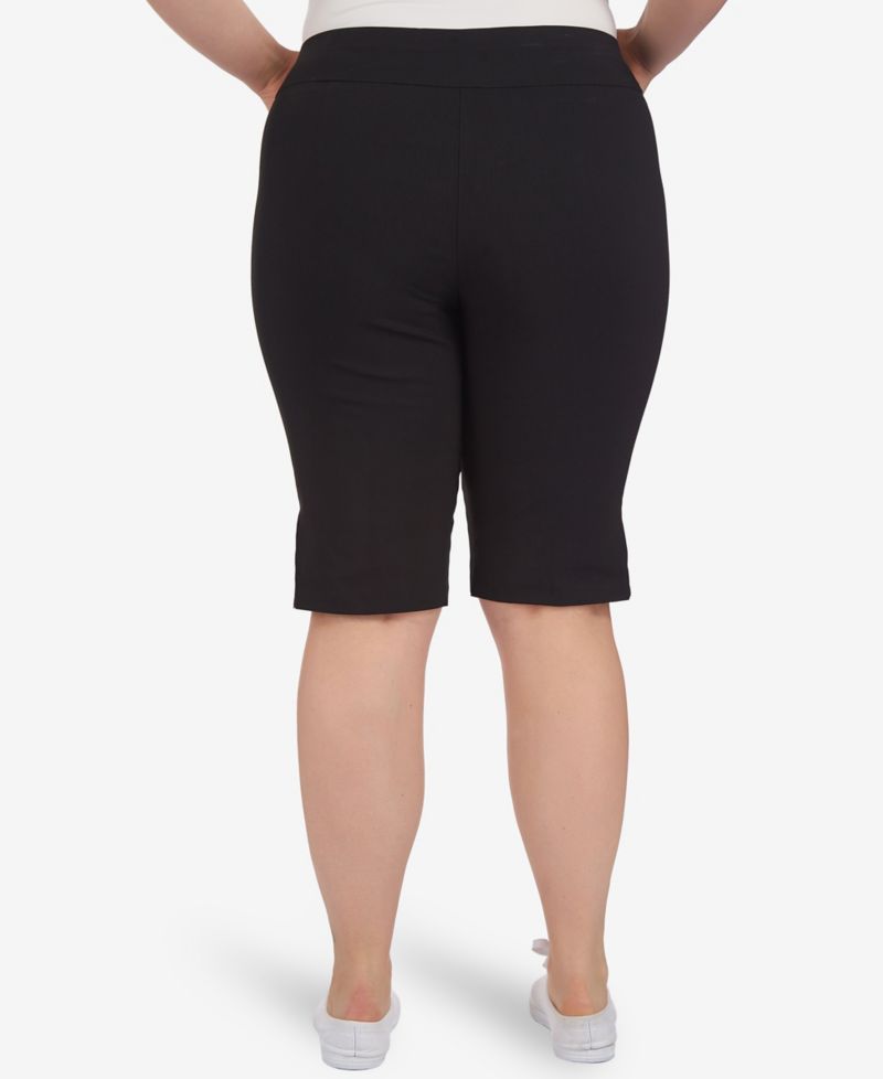 Plus Size Solid Color Tech Stretch Skimmer Shorts
