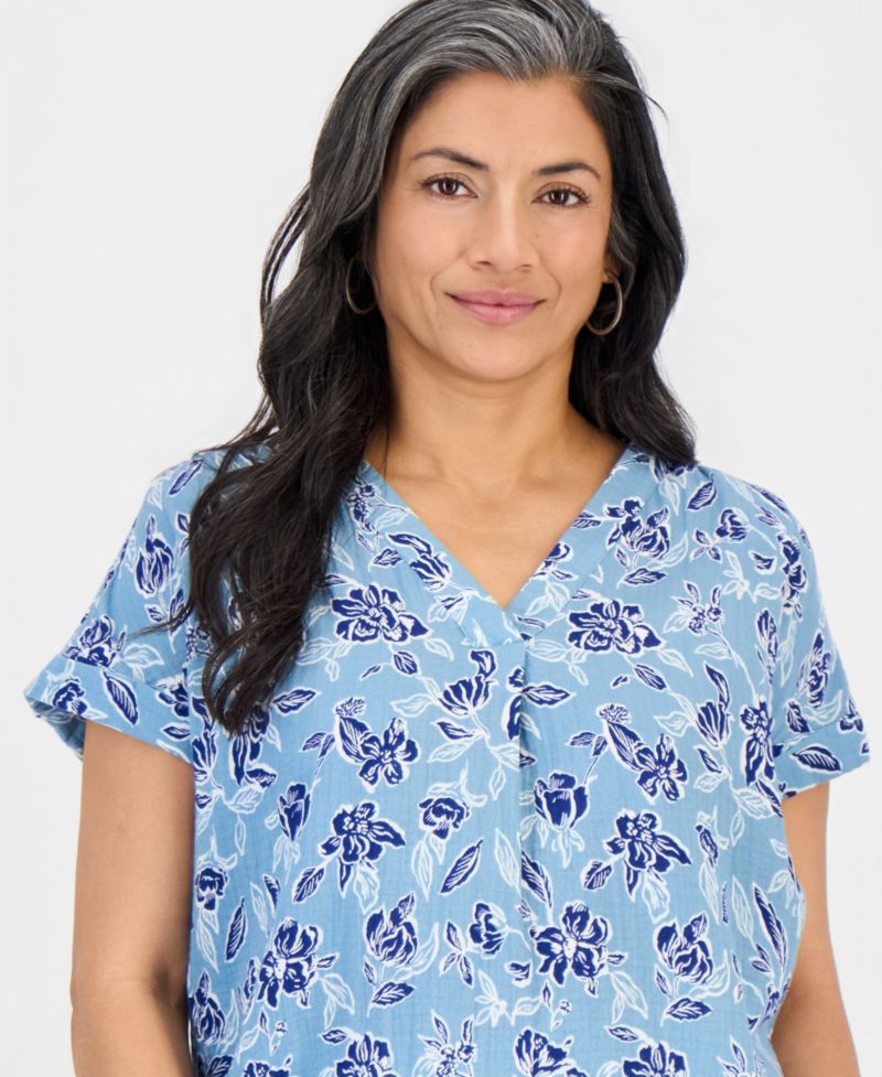 Petite Cotton Gauze V-Neck Short-Sleeve Top