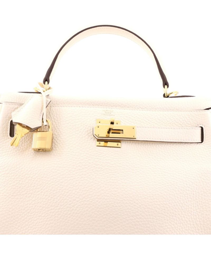 Pre-Owned Hermes Kelly 28 Handbag Light Togo with Gold Hardware