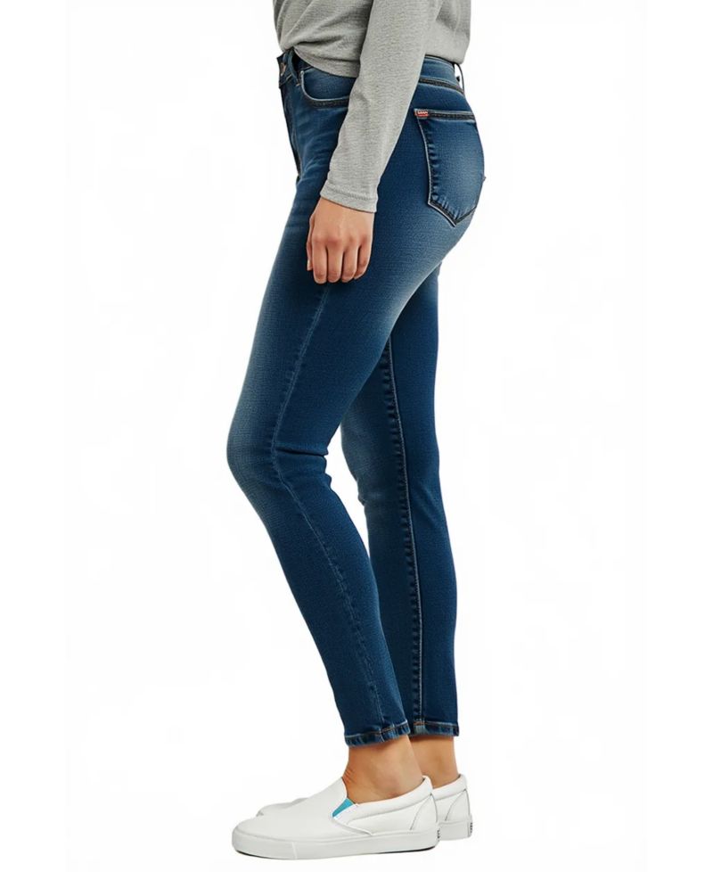 Women's Denim high rise skinny in 28" inseam ankle length