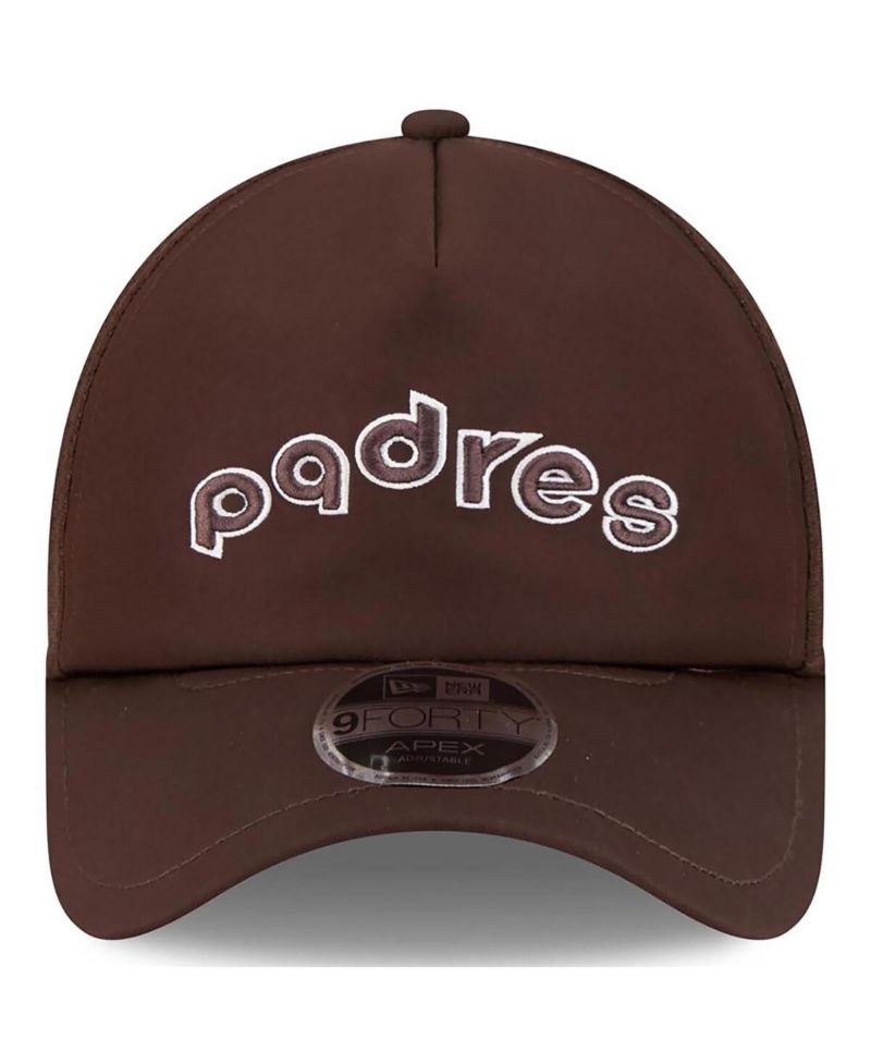 Men's Brown San Diego Padres 2026 Batting Practice Alternate Apex 9FORTY Adjustable Hat
