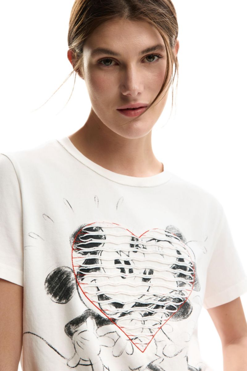Women's Mickey and minnie Mouse heart t-shirt