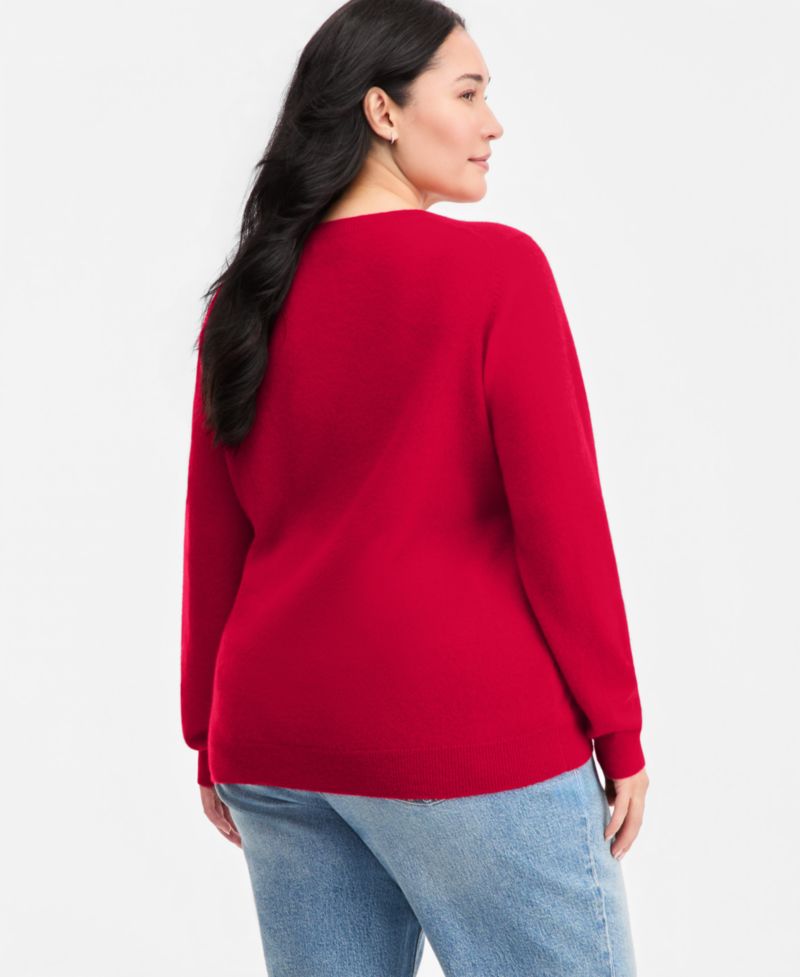 100% Cashmere Petite V-Neck Long-Sleeve Sweater