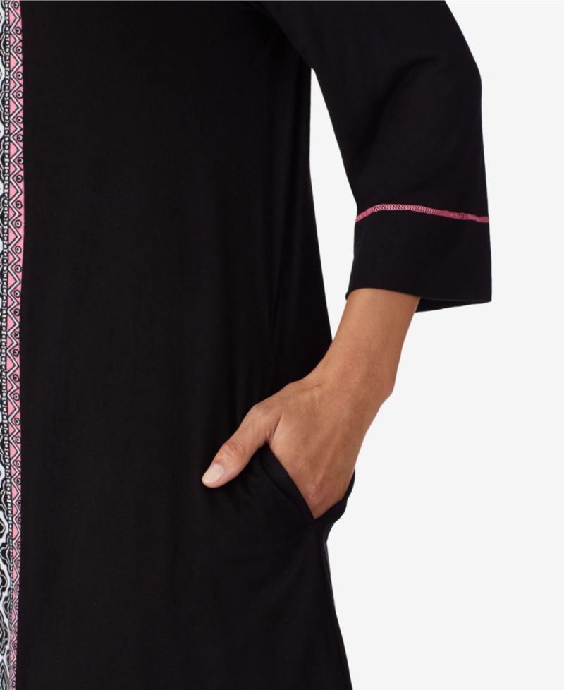 Women's Short Zip Front Robe
