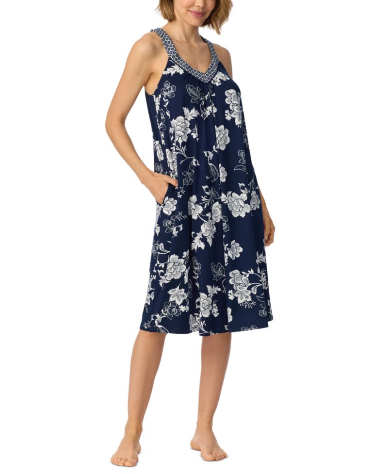 Women's V-Neck Sleeveless Side Seam Pockets Nightgown
